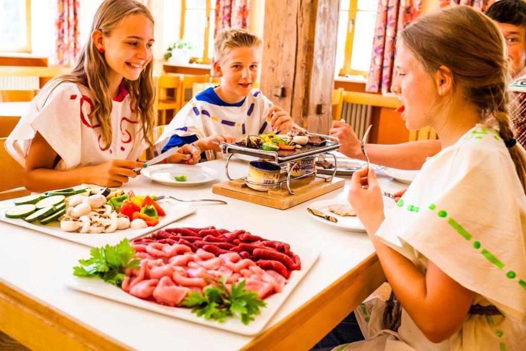 Jugendherberge Регенсбург Стая снимка